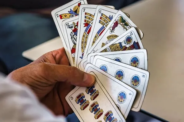 Live Dealer Dealing the Joker Card in Real-Money Andar Bahar